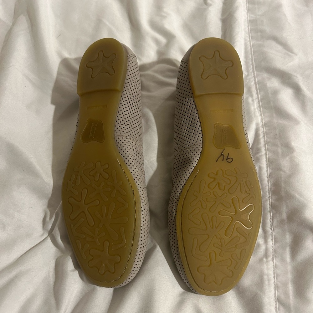 Born shoes women’s size 8 flats - Picture 7 of 9